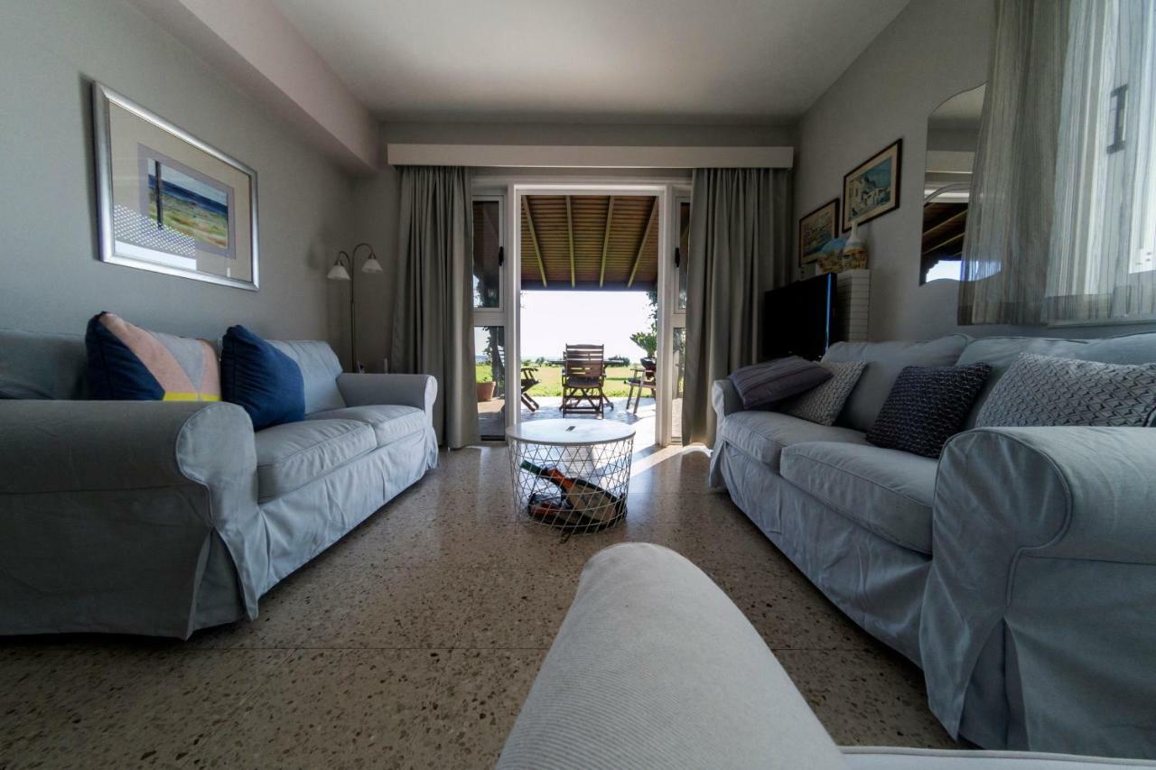 Blue Bay Beach House Lárnaca Exterior foto
